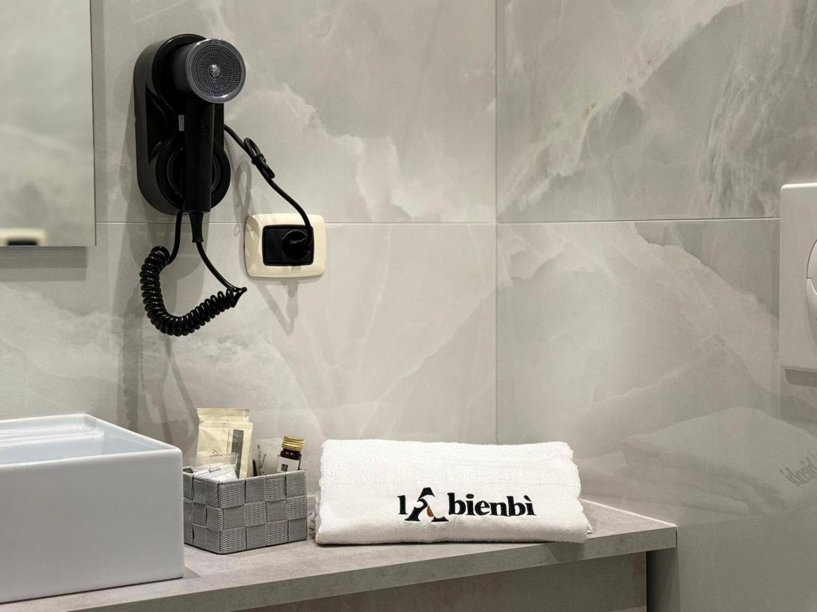 Labienbi' Hotel Cosenza Ngoại thất bức ảnh